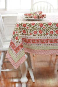 Tablecloth Pomegranate Red: 60"x125"