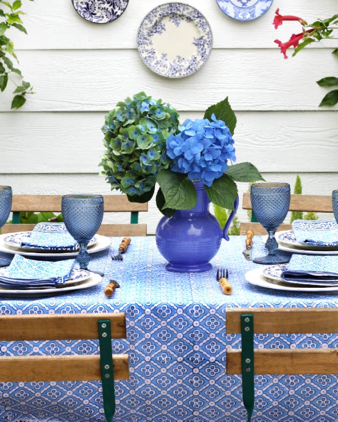 Tablecloth Seville Blue: 60x60