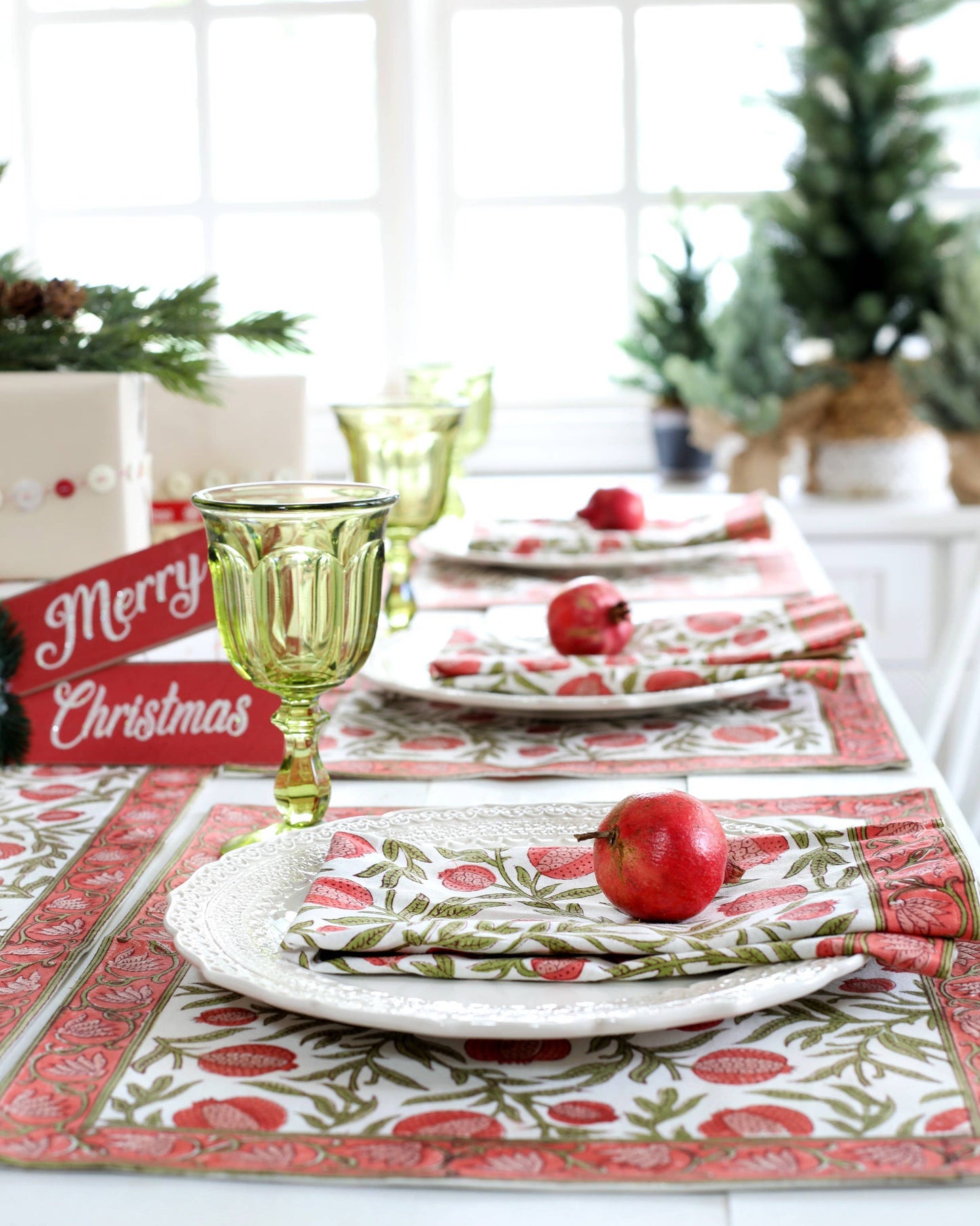 Tablecloth Pomegranate Red: 60"x125"