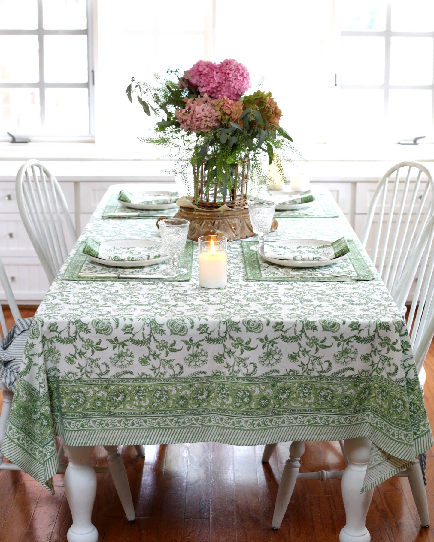 Tablecloth Lilibet Green: 60x60